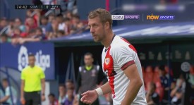 西甲逆转大戏：莱万700球里程碑，巴萨王者归来惊艳西甲赛场